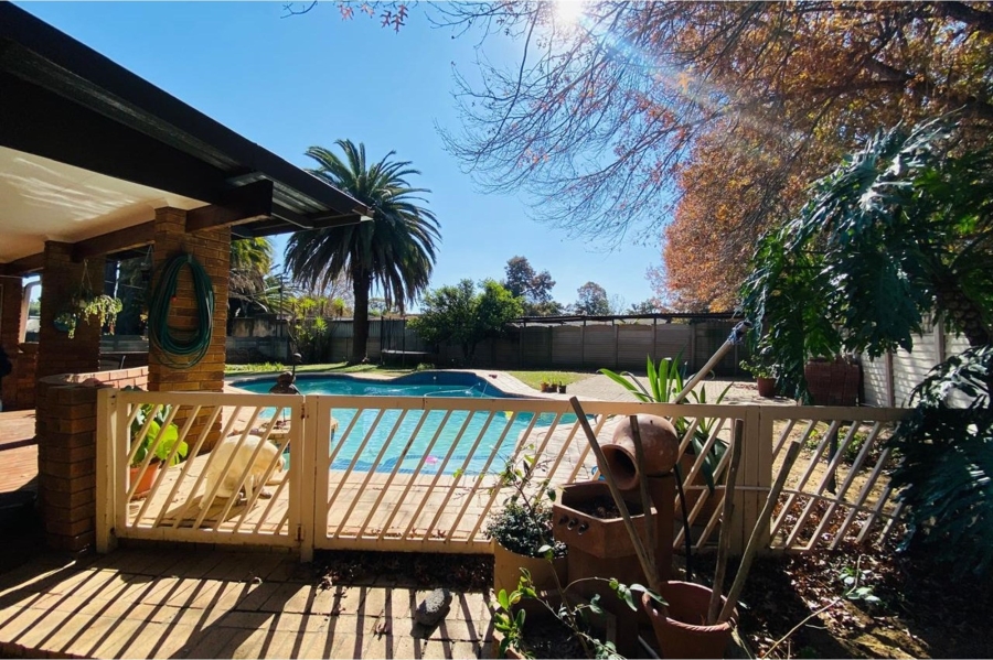 4 Bedroom Property for Sale in Sasolburg Free State